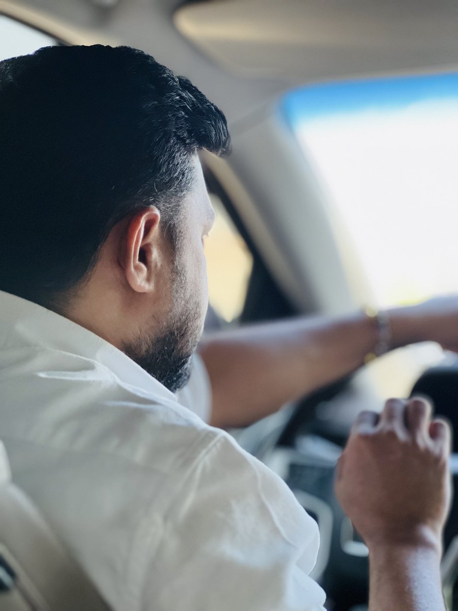 sajithkumar1987's tweet photo. 🚘 യാത്ര ഓരോന്നും ഒരു അനുഭവമാണ്…
സ്റ്റിയറിംഗ് കൈയിൽ എടുക്കുമ്പോൾ ലക്ഷ്യത്തിലെത്തുക മാത്രമല്ല, സുരക്ഷിതമായി എത്തുക എന്നതാണ് ഒരു നല്ല ഡ്രൈവറുടെ ഉത്തരവാദിത്വം. ❤️

#Driving #SafeDriving #DriverLife #RoadSafety #DrivingLife #ResponsibleDriver #TravelSafe #Kuwait #KuwaitLife https://t.co/uBYV11jxzS