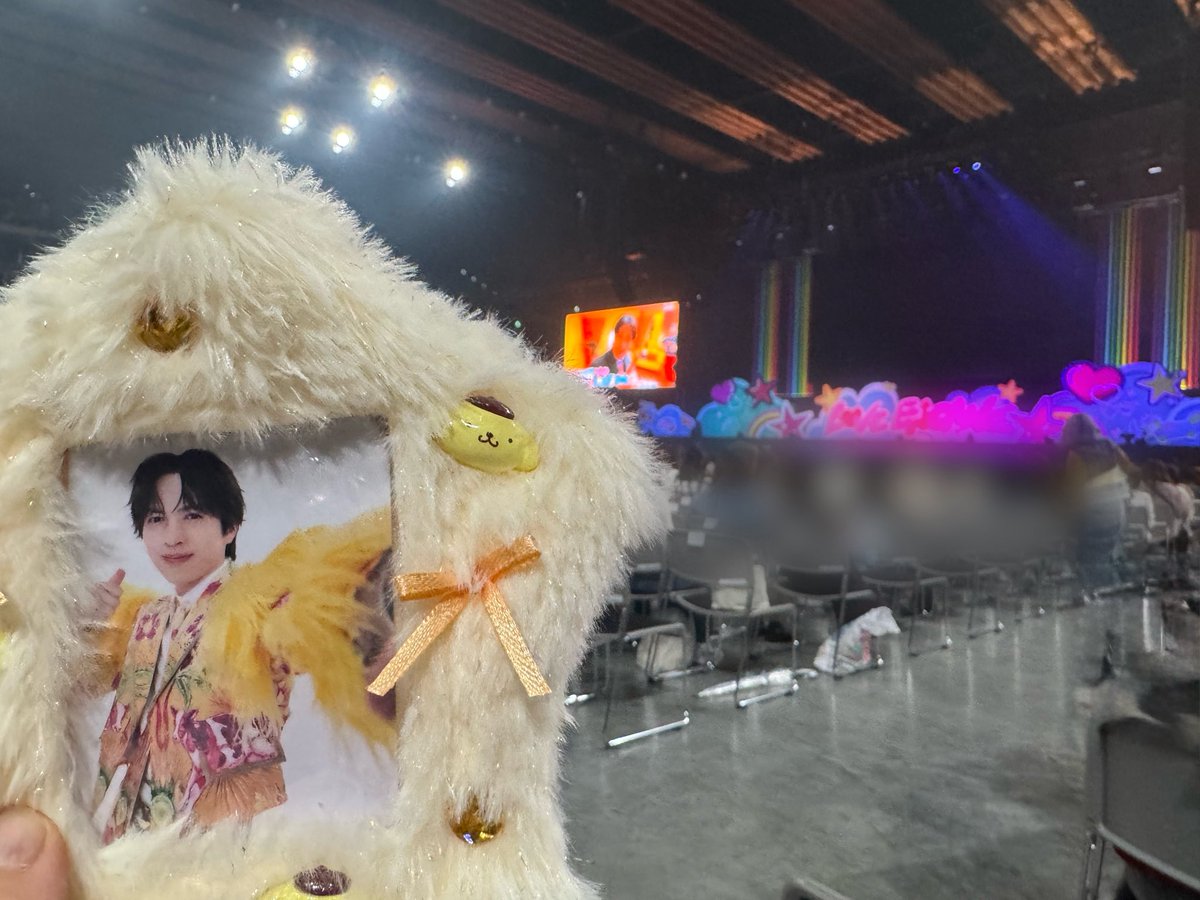 caochantilly's tweet photo. リリイベ楽しかったー！吉田さんがトークで立つ側の席でした。ときユニの振りがすごくかわいくてかっこよかった❤︎
#milk #ラブエンジン https://t.co/s22V5J1YXU