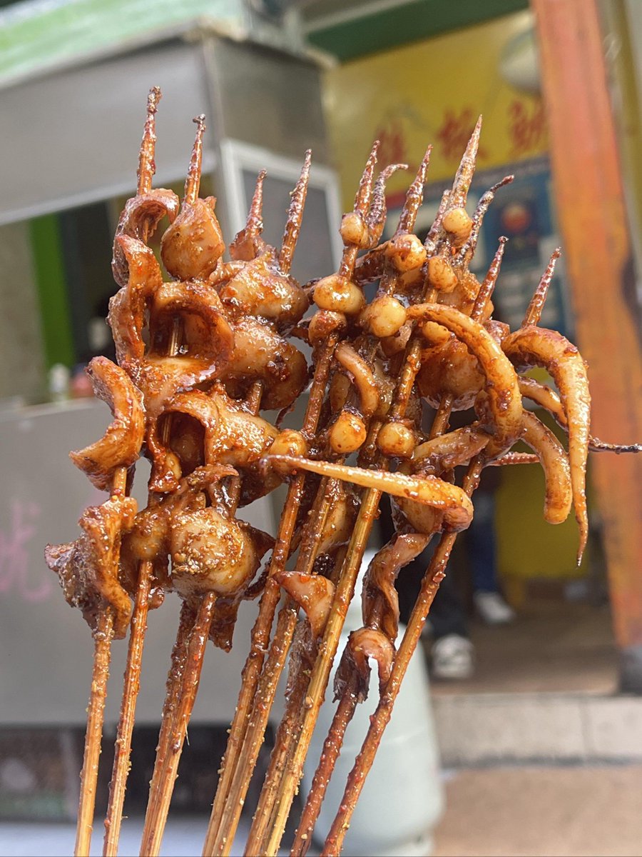 kmg7725's tweet photo. Craving crispy golden fried squid on a stick from the street stall Perfect late-night snack fix! , https://t.co/TY99qK8aTb