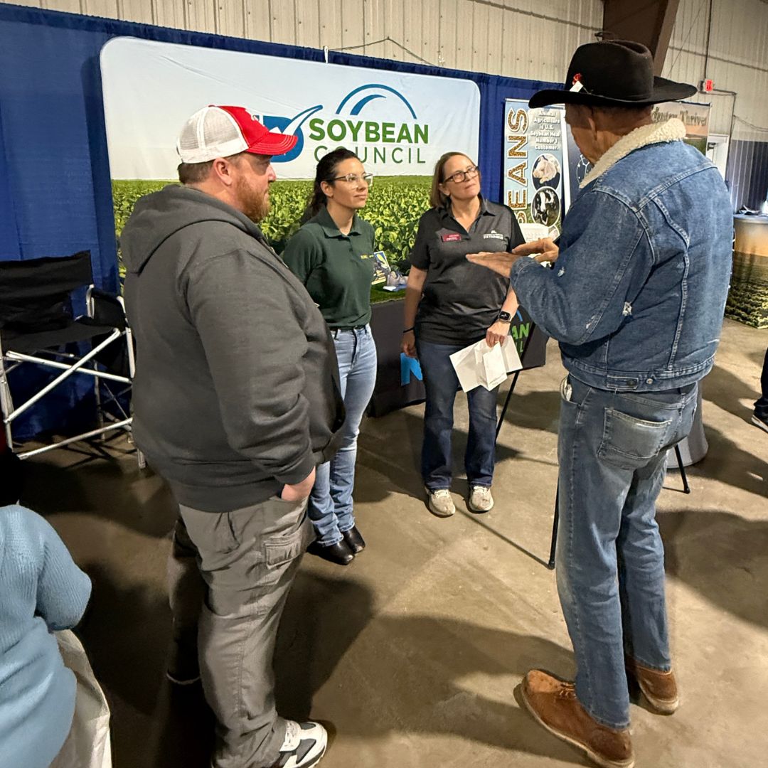 NDSoybean's tweet photo. 🌱 Day 2 of @BigIronFarmShow! 

Got questions about weeds, soil health, fertility, diseases, nutrients, breeding or what’s happening below ground?

Come talk with research & extension specialists at @RRVF in West Fargo. We’re here today, Sept. 16 & Thurs., Sept. 17, to talk soybeans & the challenges you’re facing in the field.🌱