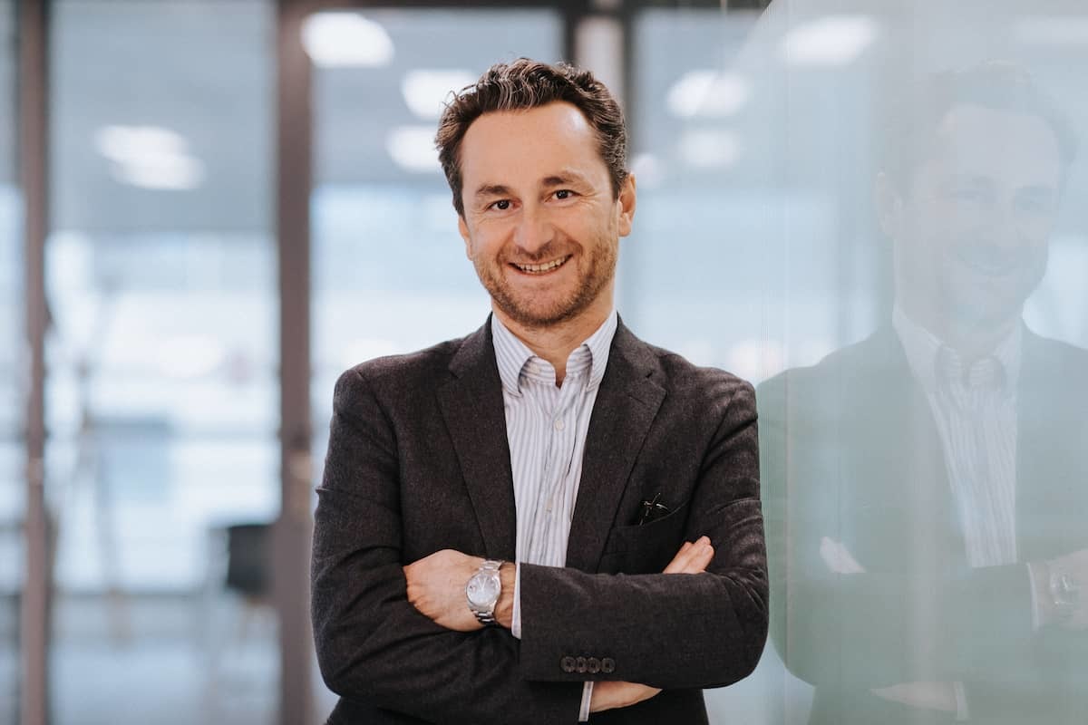 SKEMA_BS's tweet photo. [ACTUALITÉ 🚀] La France est-elle au bord de la récession ? Alors que plusieurs indicateurs économiques se dégradent, prof. @FerraraLaurent appelle toutefois à la prudence avant de conclure à l'entrée de l'économie française en récession. https://t.co/okO2a33kpy #WeAreSKEMA https://t.co/NRxdHdXa9F