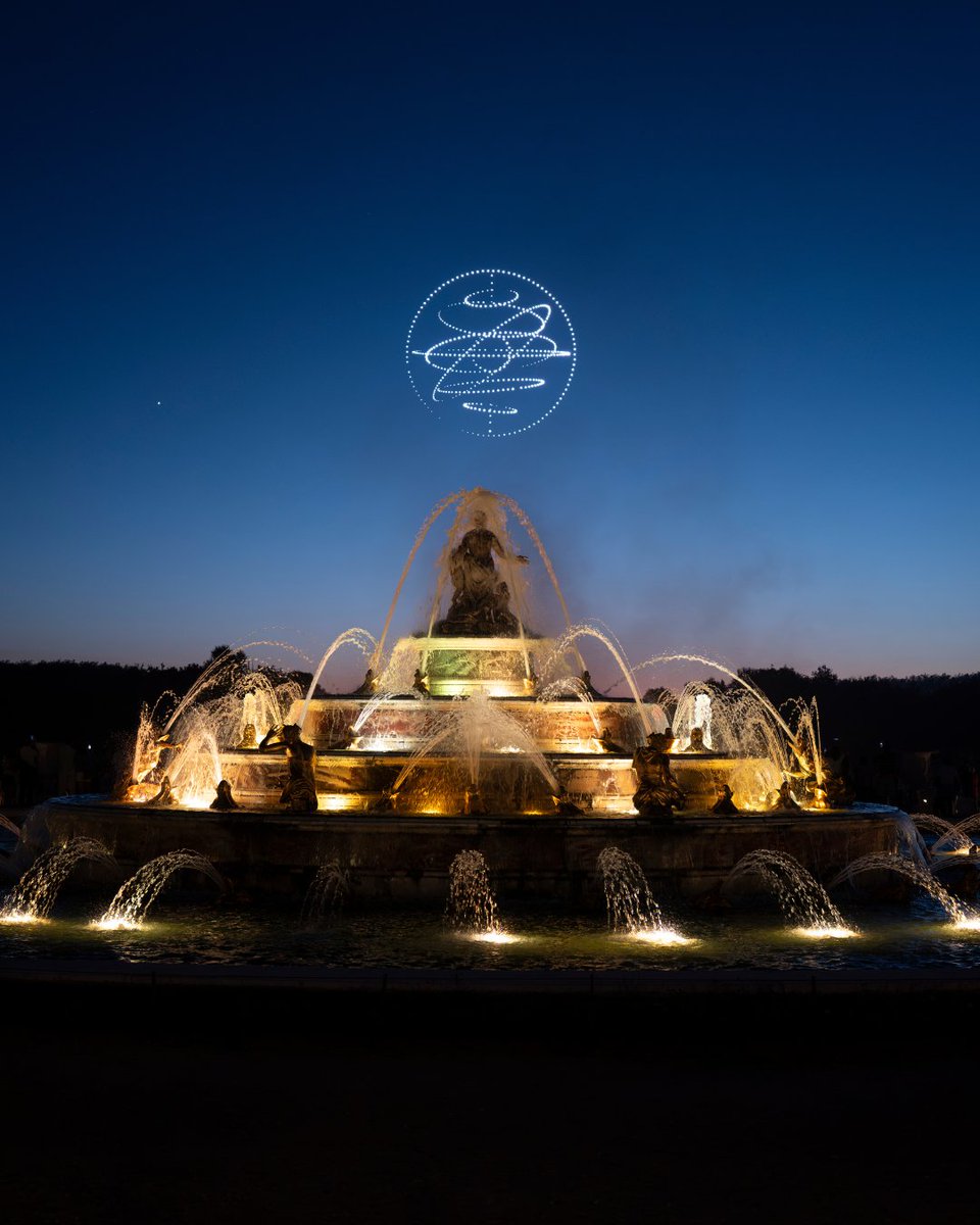 CVersailles's tweet photo. 🌍🎆 One Last Drone Spectacle!

This Saturday, September 19, the final performance of the 2026 Night Fountains Show will take place . To bring the evening to a spectacular close, more than 500 drones will take flight over the gardens.

ℹ️ https://t.co/OoufoCLfzV https://t.co/gzLxMNYvzy