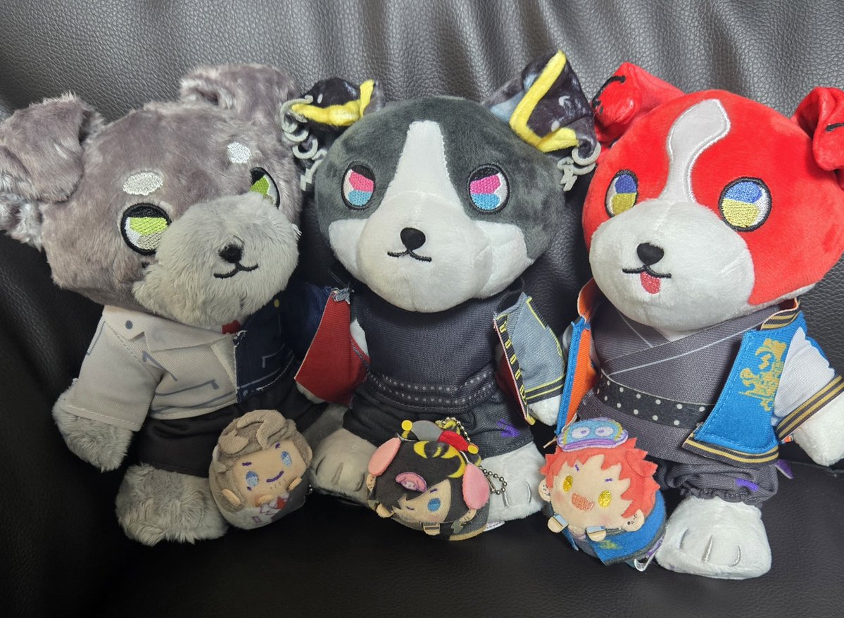 youu0629's tweet photo. ドギュっとコレクション可愛すぎてずっと遊んでられる
他のぬいに服着せてもなんか可愛い https://t.co/n4gUI6u9D7