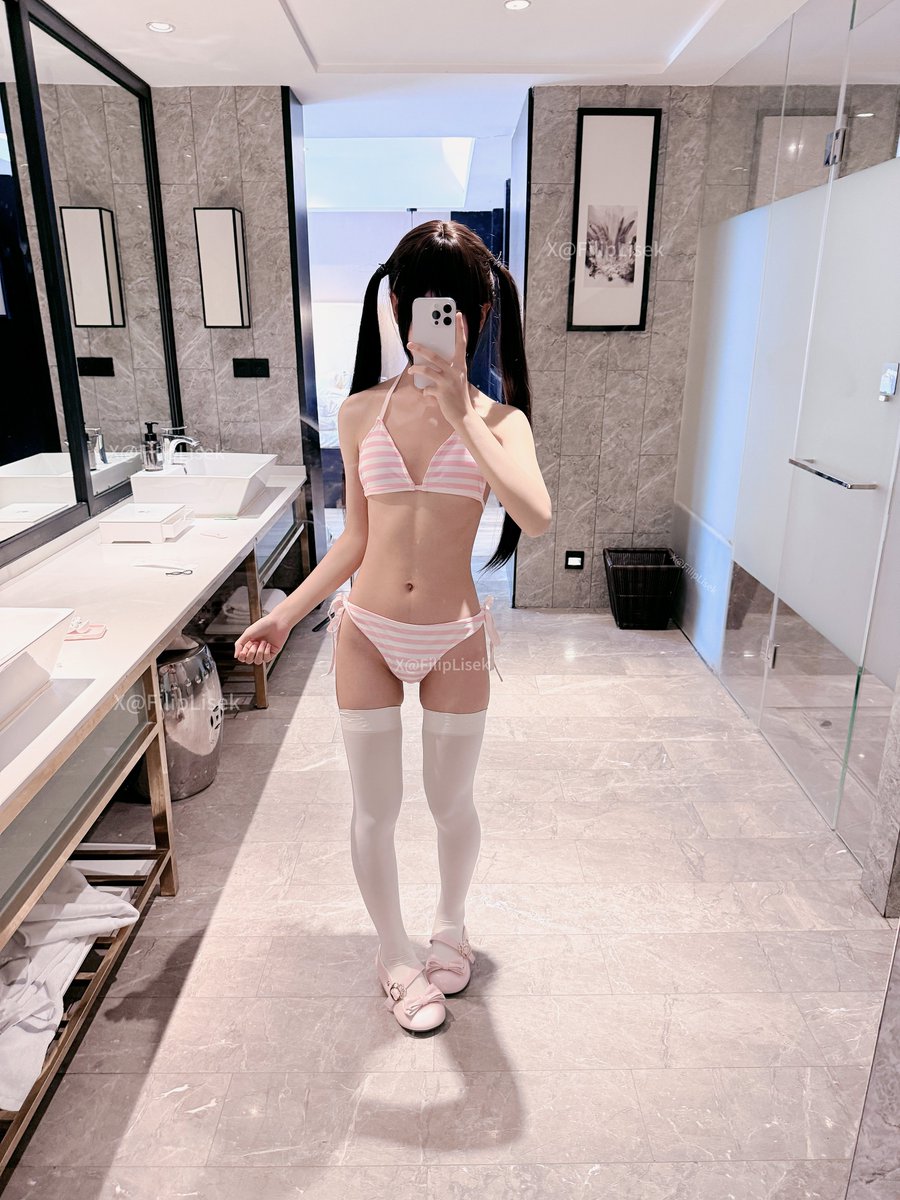FilipLisek's tweet photo. 贫乳怎么了？ #小狗 #女高 https://t.co/efnCVUVzAr
