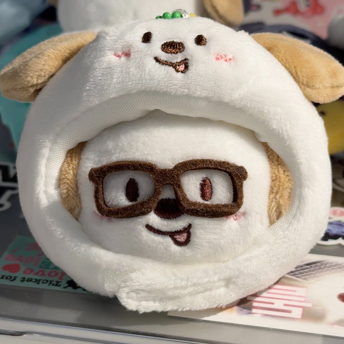surfingtonni's tweet photo. 🐶👓🐾 https://t.co/WWvyMsLRC5