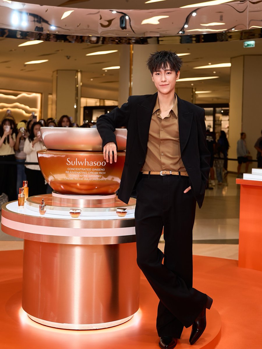 afterjju's tweet photo. from ig ㅡ sulwhasoo_thailand.official

JUNIOR SULWHASOO 60ANV PARAGON

#JuniorSulwhasooParagon
#junniorrs https://t.co/FTBgBFQH9S