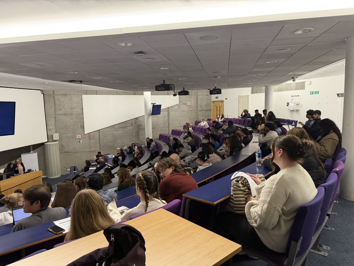 SIPBS_Strath's tweet photo. An packed house for our @SIPBS_Strath careers event for biomedical scientists. Great line up put together by Molly Huq and team and some great talks showing so many career options. Day 2 tomorrow. https://t.co/Wfb4veyTsH