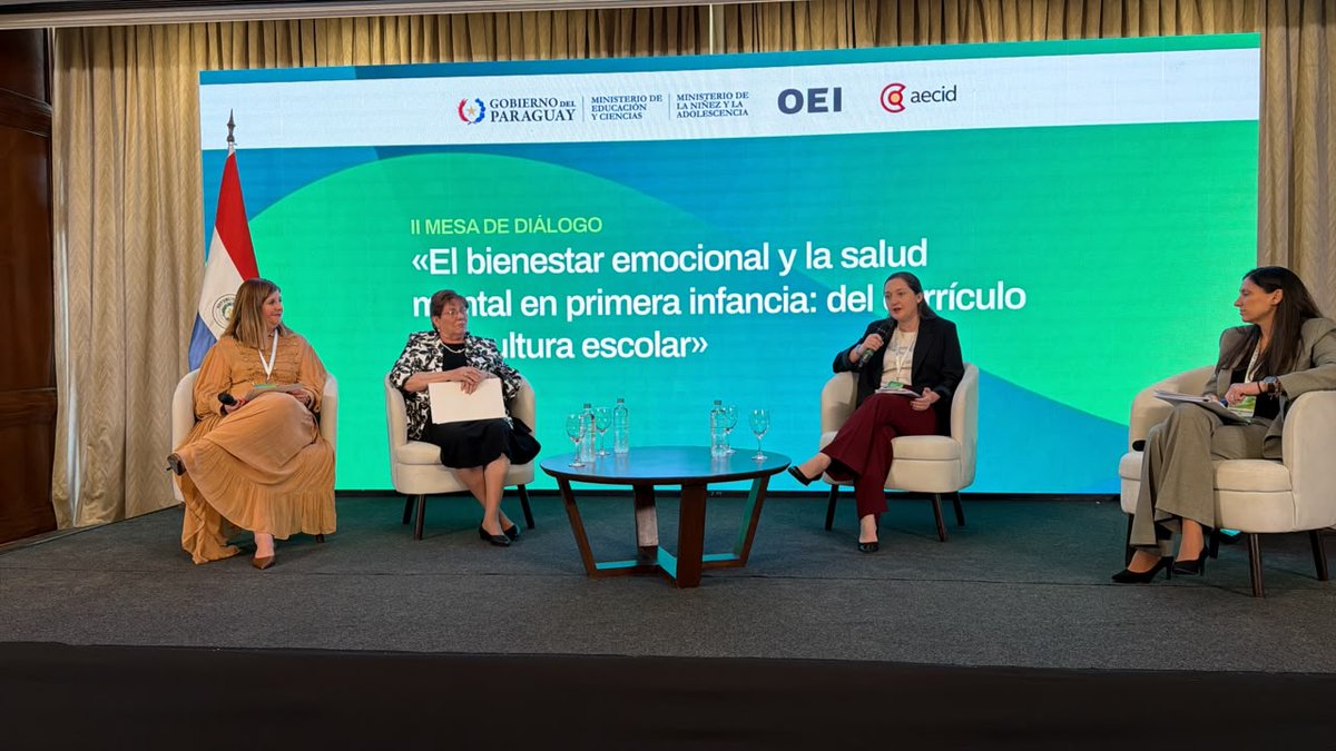 rnpy920am's tweet photo. Móvil @bethastevensd 

🔹Se realiza el Seminario Iberoamericano “Liderazgo en Innovación Pedagógica en Primera Infancia" con la  2.ª Mesa de diálogo:  «El bienestar emocional y la salud mental en primera infancia: del currículo a la cultura escolar» https://t.co/yi15FIIIsO