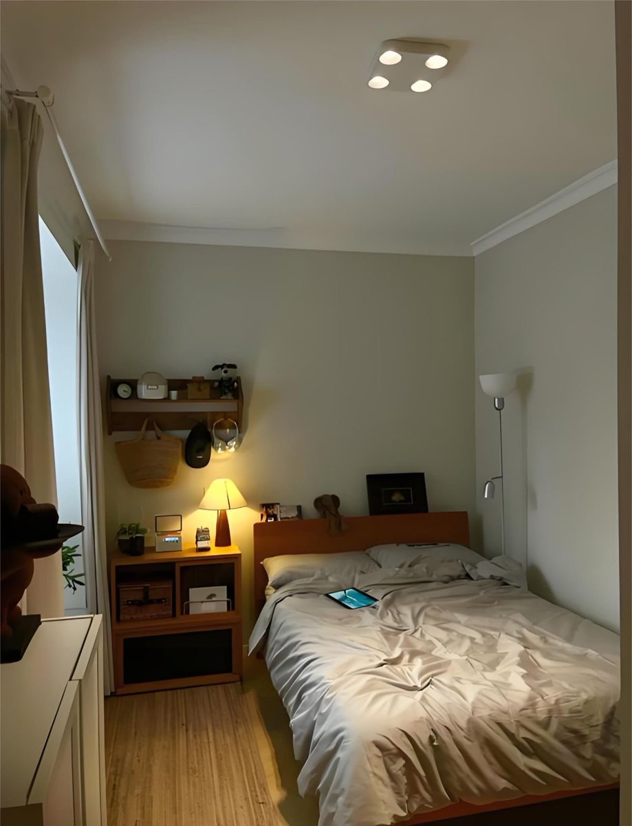 ClassyGntleman's tweet photo. New bedsheet. New mood. New room. https://t.co/6QDcKwV7gd