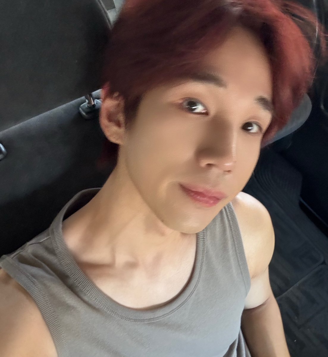 _sungkook's tweet photo. 오늘도 뚠뚠 고생했둔둔 https://t.co/AMmLlBgG0f