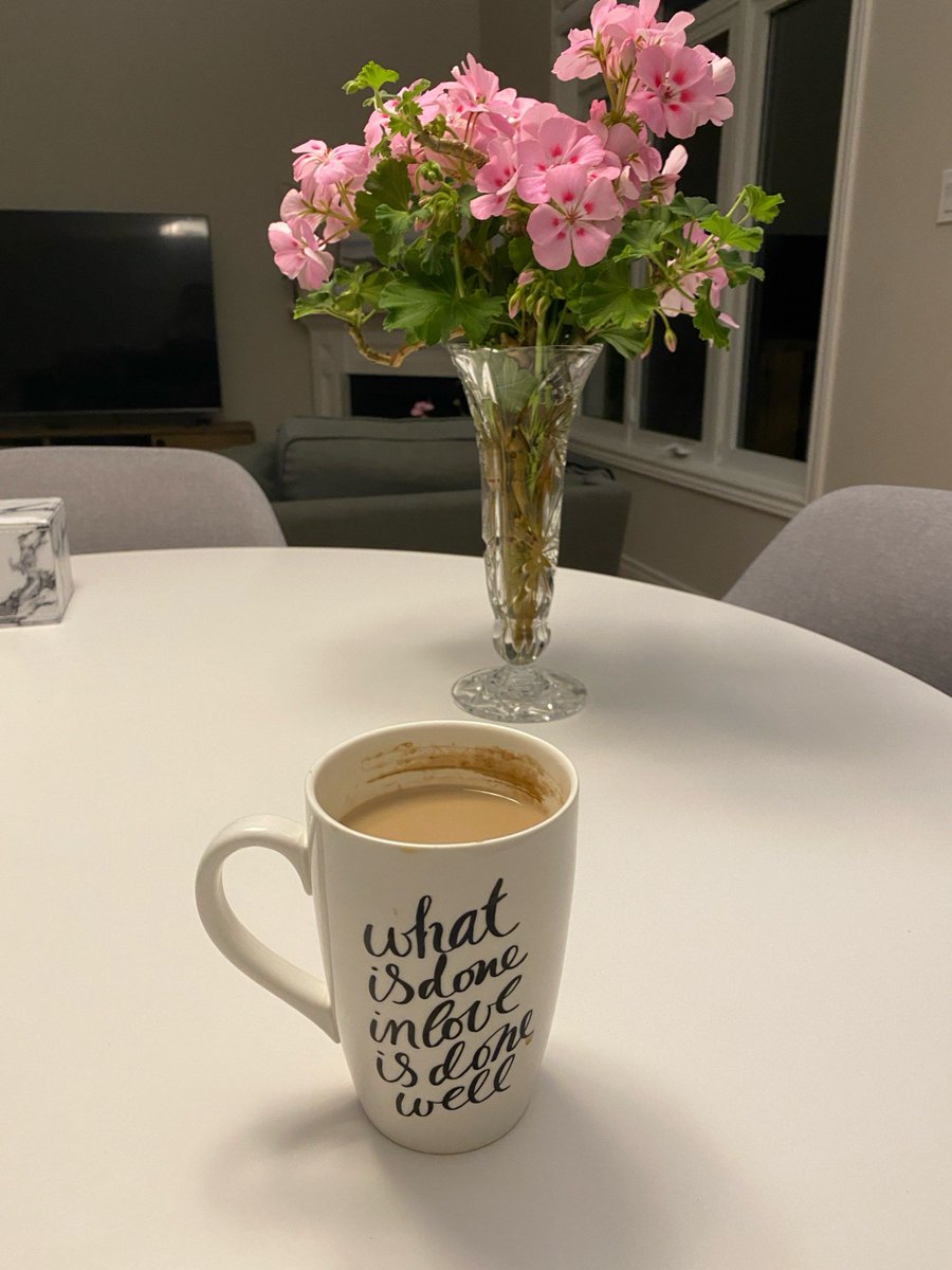 Margarettas2rb's tweet photo. My partner left a sticky note that says "you make every ordinary day taste like chocolate" on my coffee mug this morning—small things hit different. https://t.co/1TPQxvuFKO