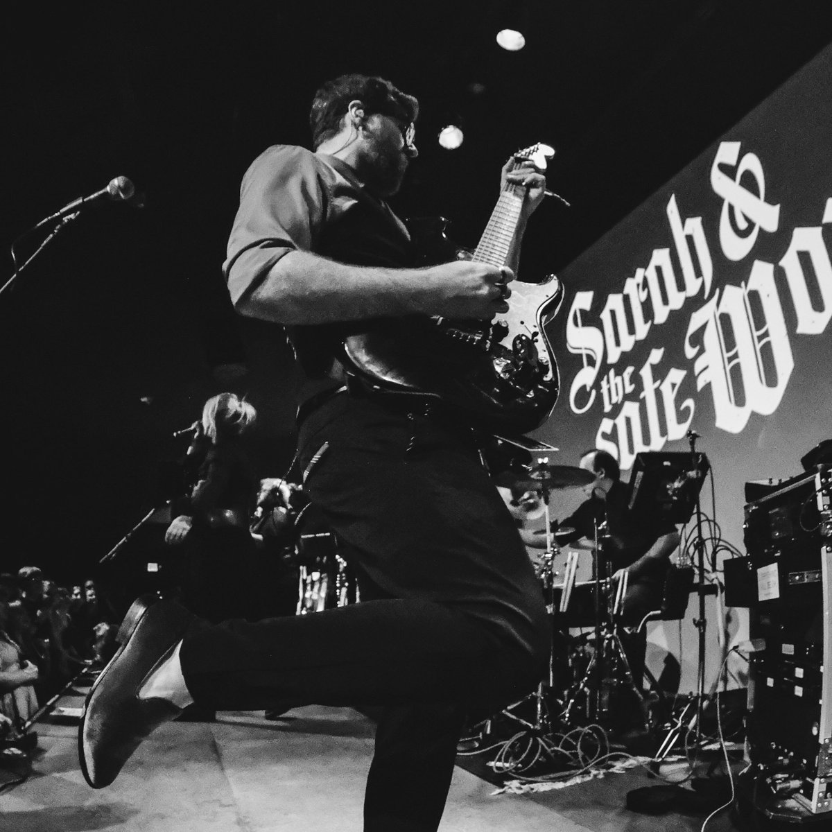 SATSWband's tweet photo. Minneapolis, you stared into the abyss with us and the abyss offered to take us to the Olive Garden for some unlimited breadsticks. Tonight, all eyes are on MILWAUKEE as we roll our Action Van™ into X-Ray Arcade. We’ll see you tonight as our quest with continues.

 📷:  Teets https://t.co/TgPlwrGJgb