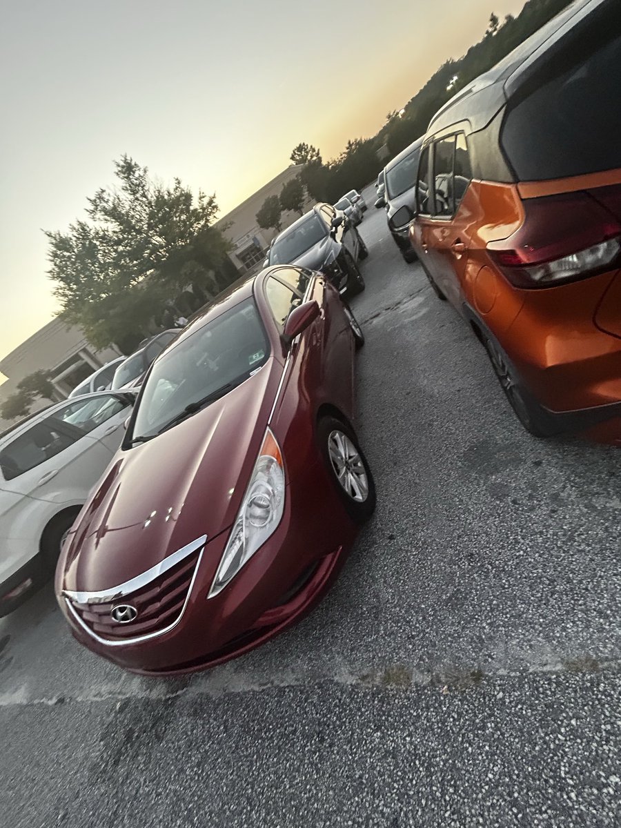 sheluvithere2's tweet photo. New money , new car , new head😭😌💰 https://t.co/NLXcApzjJ7