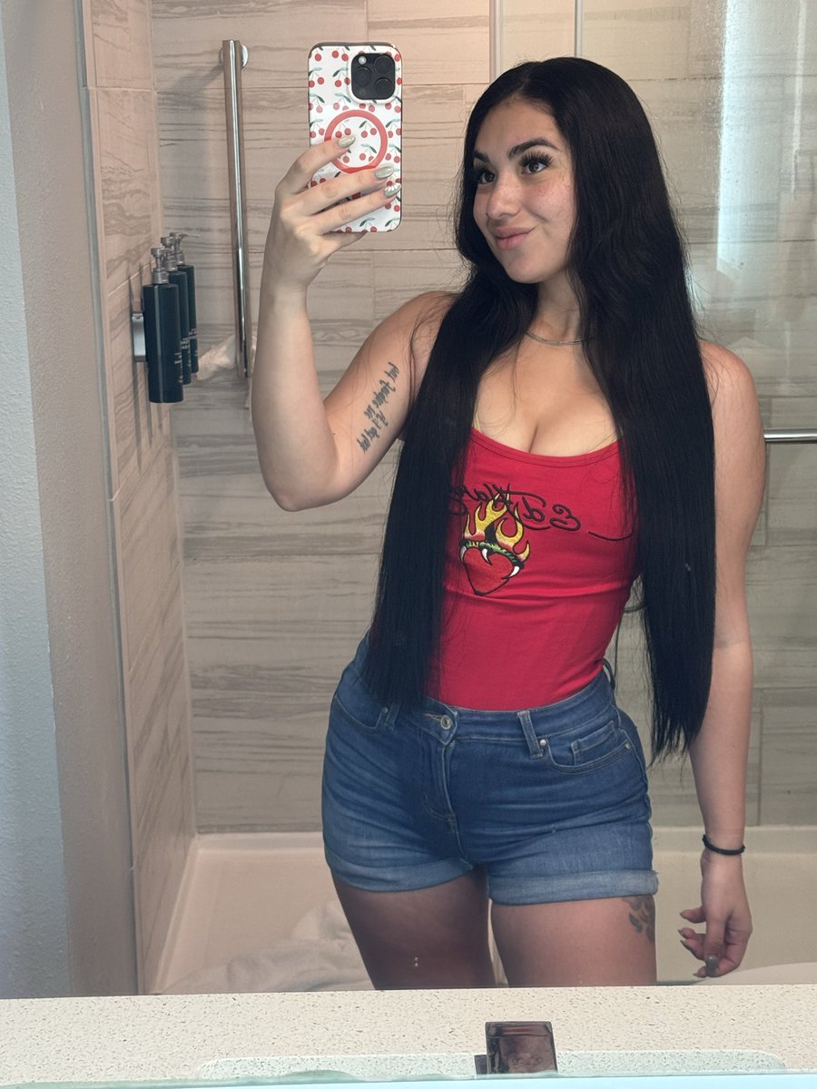 dixinrms1's tweet photo. Good morning, baby wants a coffee. ☀️☕️🖤

#content #spicyyy #payme #paypig #sugardaddy #fetish https://t.co/L7tBRQXjeh