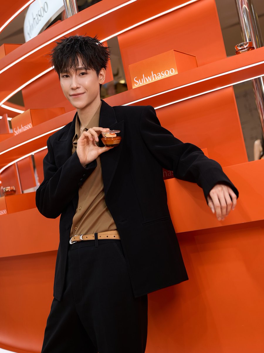 afterjju's tweet photo. from ig ㅡ sulwhasoo_thailand.official

JUNIOR SULWHASOO 60ANV PARAGON

#JuniorSulwhasooParagon
#junniorrs https://t.co/FTBgBFQH9S