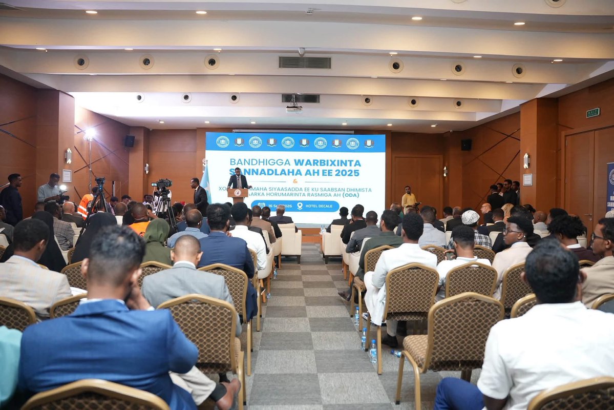 BihiEgeh's tweet photo. It was a privilege to lead today’s launch of the 2025 @MoF_Somalia Annual Report and ODA Cuts Policy Paper.

Somalia continues to make clear and measurable progress across key economic reforms and indicators. At the same time, we are navigating an increasingly challenging global environment—marked by climate change, geopolitical tensions, conflict, and other external shocks.

These challenges only strengthen our resolve. We are determined to accelerate and deepen financial reforms, mobilize greater domestic revenue, attract increased investment, and build a stronger and more resilient national economy.

I am grateful to H.E. Prime Minister @HamzaAbdiBarre for joining us and for his strong words of encouragement as we redouble our efforts to advance Somalia’s economic transformation.

My sincere appreciation also goes to our taxpayers, whose contributions underpin our national progress, and to our national and international partners for their continued cooperation and valuable support.

Together, we are building stronger institutions, greater economic resilience, and a more prosperous future for Somalia.