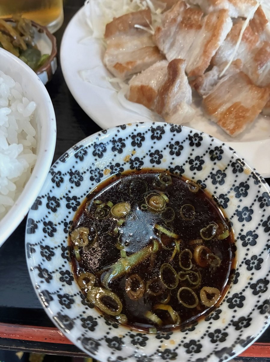 d_dolana's tweet photo. 【フリーランスの賃貸審査を通すには？】
「収入が不安定なフリーランスでも審査に通る物件選びの方法を知りたい」という疑問に答えます。
✅ UR賃貸は保証人不要で月収4倍が基準
✅ 低家賃物件なら年収基準がぐっと下がる
✅ 確定申告書・通帳で収入証明を整える
📌 物件タイプ選びで審査落ちを防止 https://t.co/re6Pm96jqv