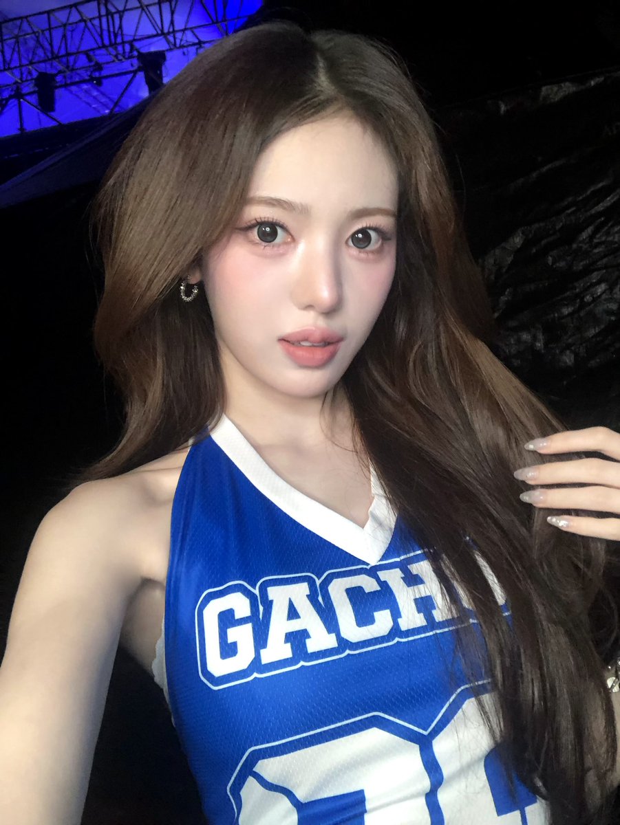 sukykiii's tweet photo. 260916 #수이 버블 🫧 https://t.co/9r5w8RccH4
