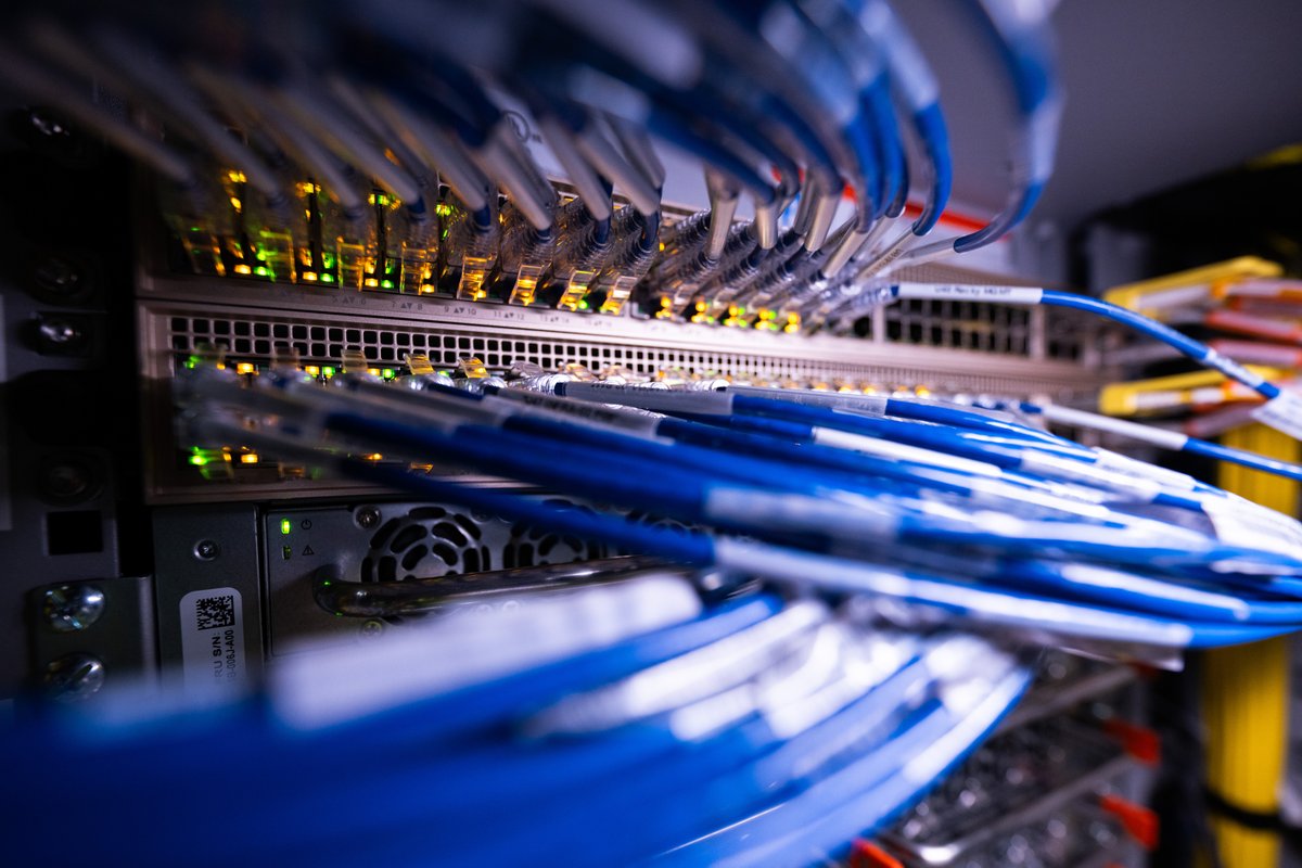 We were the first cloud provider to bring up and validate @NVIDIA Vera Rubin NVL72. The underlying challenge is making several racks behave as one cluster. That means automated rack lifecycle (Racky, Valvey, Rack LifeCycle Controller), straggler detection dow additional source image 4