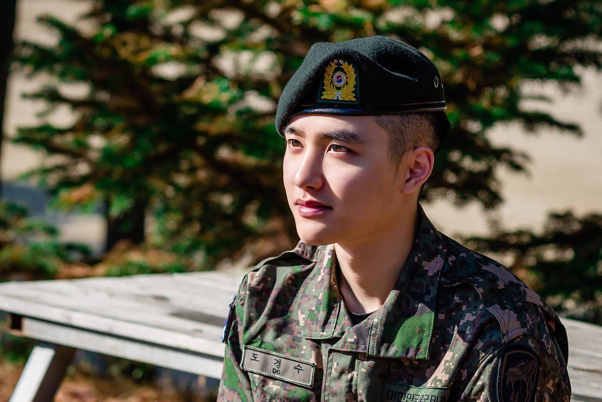 rudtndoh's tweet photo. doh kyungsoo's military photos

[a thread] https://t.co/JNt4jNpMCr