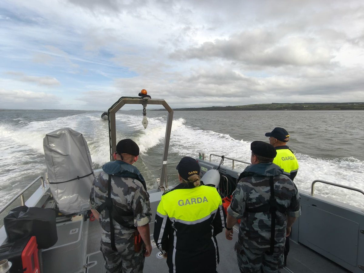 defenceforces's tweet photo. Defence Forces personnel recently supported An Garda Síochána during an extensive security operation for the visit of the President of the United States to Ireland.

Across Dublin, Shannon and Clare, the Joint Task Force Operation Fianna coordinated the Defence Forces contribution, bringing together specialist capabilities across land, air and maritime domains, including Counter-UAS, Engineer Specialist Search, EOD, Enhanced Force Protection, and Air and Maritime support.

In total, approximately 700 personnel from the Army, Air Corps and Naval Service were deployed, reflecting the scale and joint nature of the operation.

Close liaison with An Garda Síochána and other State agencies, combined with detailed planning and coordination through the JTF, supported the delivery of this significant and complex security operation.

The operation once again demonstrated the professionalism, readiness and flexibility of Defence Forces personnel, and the ability to integrate capabilities from across the organisation in support of the State.