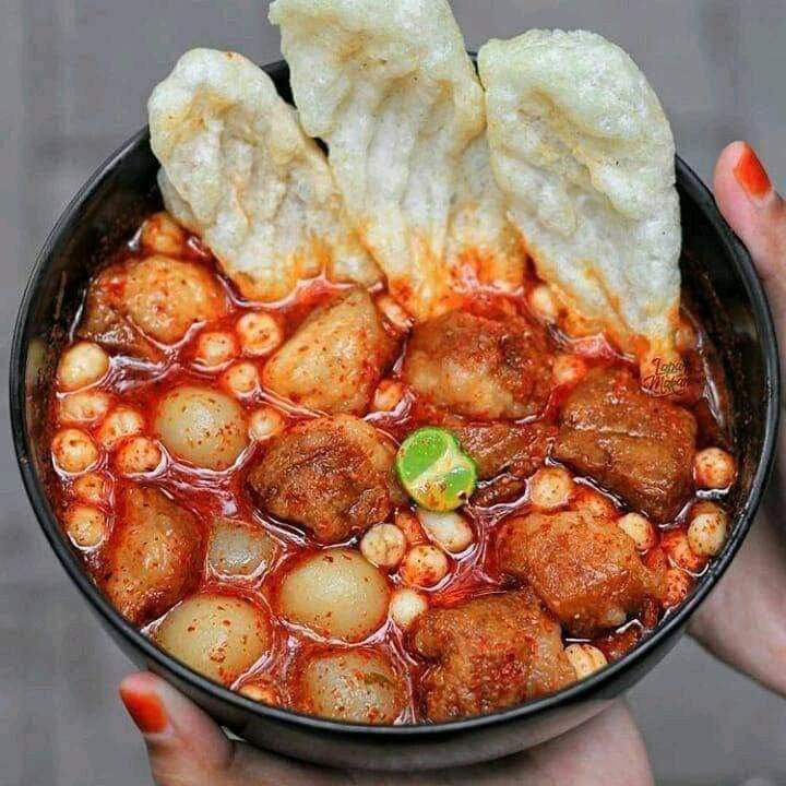 Cleonacleo1's tweet photo. Pilih mana!? Kasih nilai dong ... https://t.co/S6YuUjcaOR