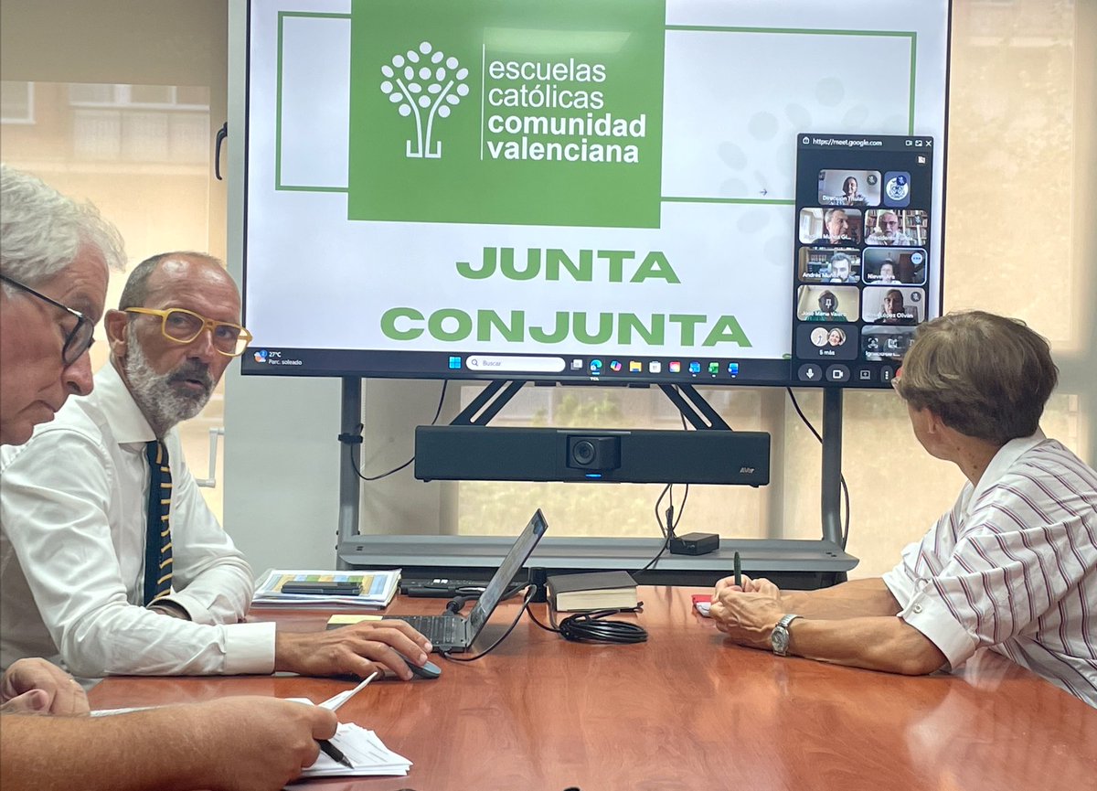 escacv's tweet photo. Hoy celebramos nuestra primera Junta Directiva de @escacv de este nuevo curso.
Representantes de centros de Alicante, Castellón y Valencia nos hemos reunido para analizar el inicio de curso, compartir objetivos y poner en común los principales retos que tenemos por delante. https://t.co/qOnsHx7QHi