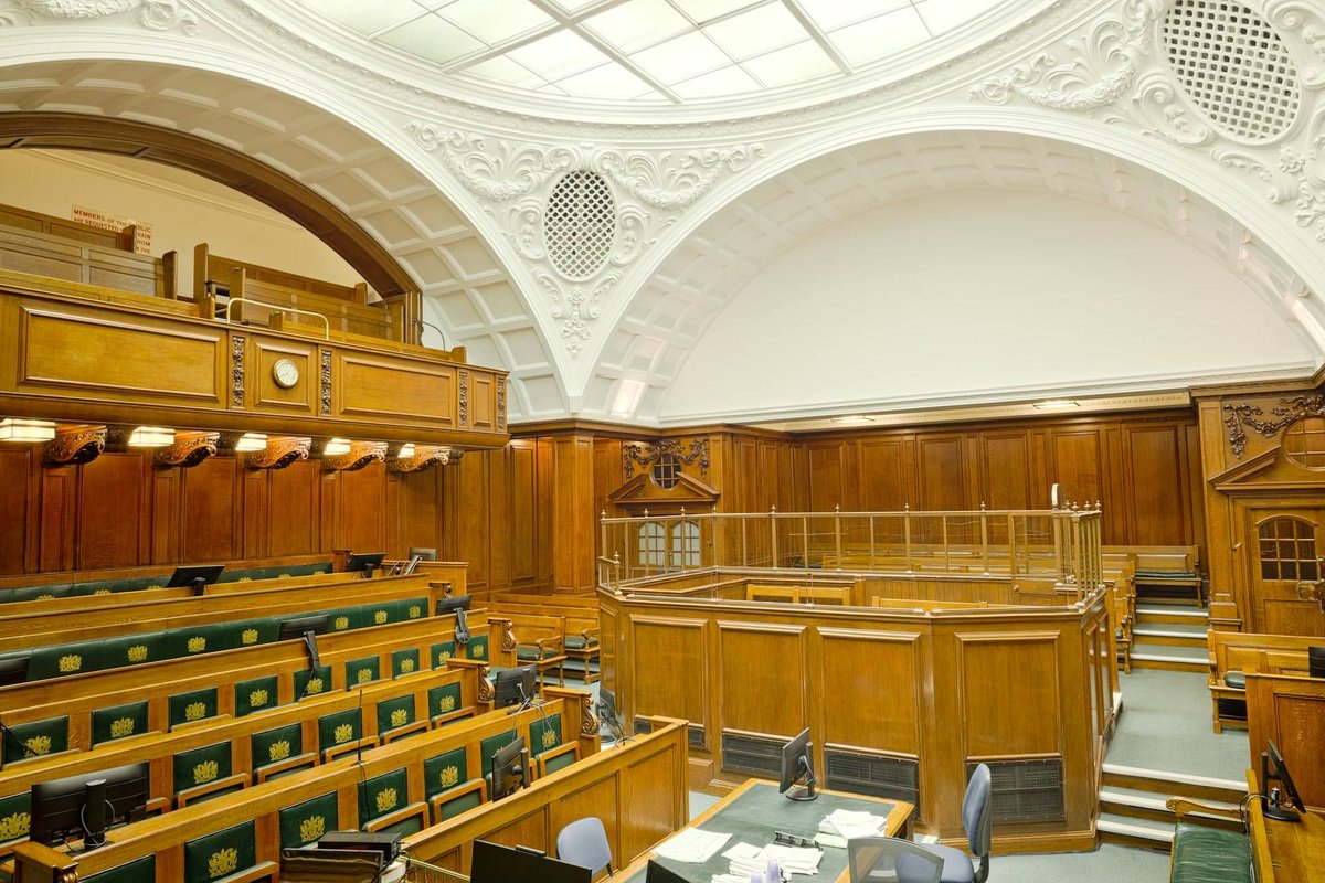 RoyColPod's tweet photo. Why would a barrister leave the law for podiatry? 

Natasha Wood tells us why she swapped the Bar for a new career – and why she is prouder of her podiatry degree than any other qualification she holds. 

https://t.co/ILrl5OwMwR https://t.co/Q764tksgcp
