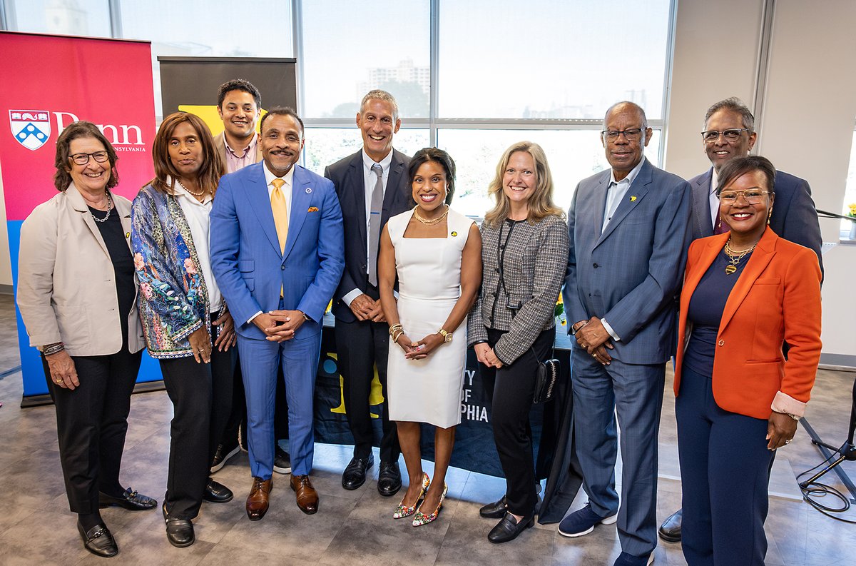 CCPedu's tweet photo. Community College of Philadelphia and the University of Pennsylvania  officially launched the Penn-CCP Entrepreneurship Academy 💙💛🎉 https://t.co/L0uDWDLtzN