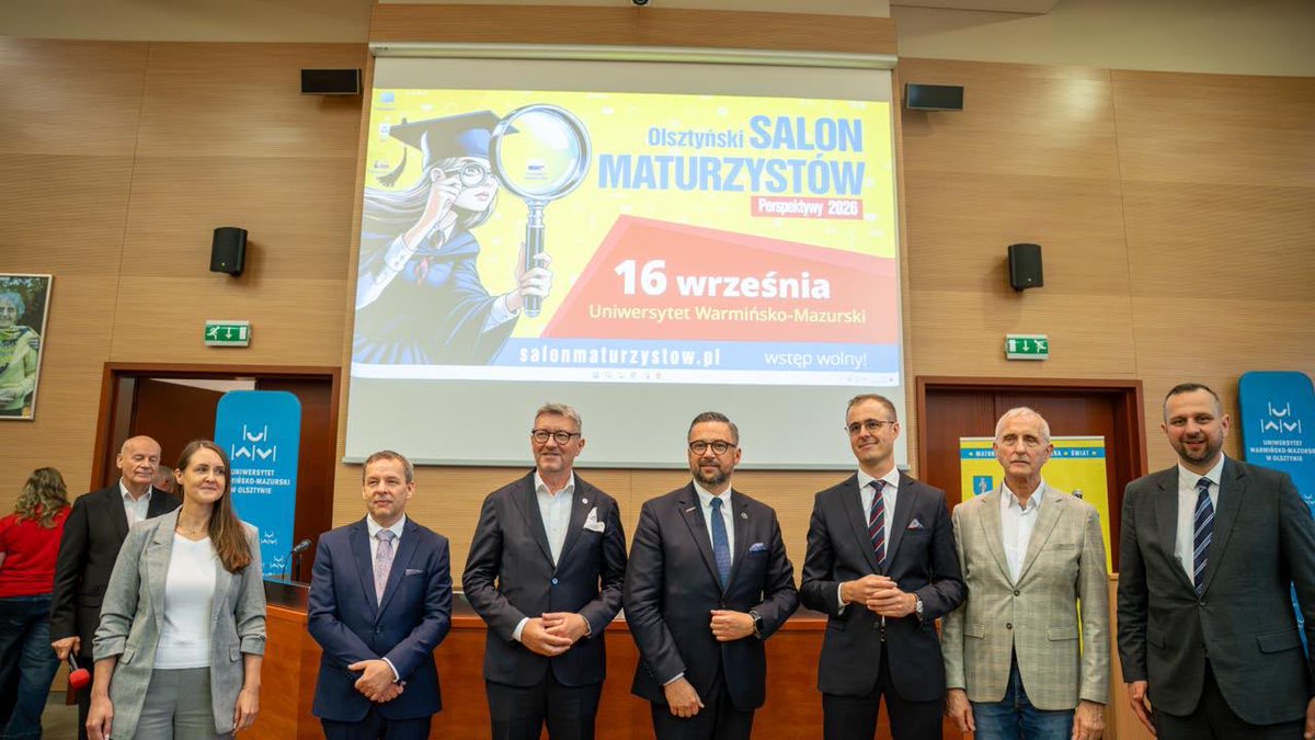 MNiSW_GOV__PL's tweet photo. 🎓 Przed maturzystami ważne decyzje - jaki kierunek wybrać, gdzie studiować i jak rozwijać swoją karierę po ukończeniu studiów?

Olsztyn to trzeci przystanek Salonów Maturzystów Perspektywy 2026. Z uczniami na Uniwersytecie Warmińsko-Mazurskim spotkał się minister nauki i szkolnictwa wyższego @MarcinKulasek.

💬 „W Ministerstwie Nauki dobrze rozumiemy, że nie jest łatwo podjąć te decyzje. I właśnie dlatego jestem tu dzisiaj - żeby zaprosić Was do skorzystania z porad ekspertów i zasobów portalu ELA” - mówił minister.

Podczas Salonu uczniowie mogą poznać ofertę uczelni i sprawdzić w systemie ELA https://t.co/66GqSHFZ4y. zarobki absolwentów różnych kierunków oraz czas, jakiego potrzebowali na znalezienie pracy.

Za nami Gdańsk, Białystok i Olsztyn. Kolejny przystanek –> Poznań! 📍

@uwm_olsztyn @PerspektywyPL @opi_pib
