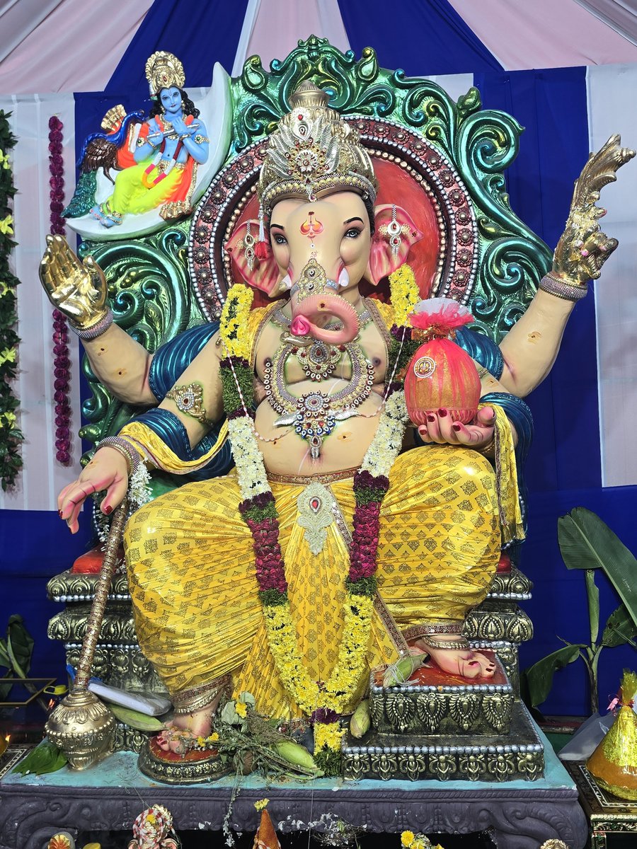 alwaysashwin's tweet photo. Set 4 Today visits
#GanapathibappaMoriya Hyd ♥️ https://t.co/DUh2WUXd3W