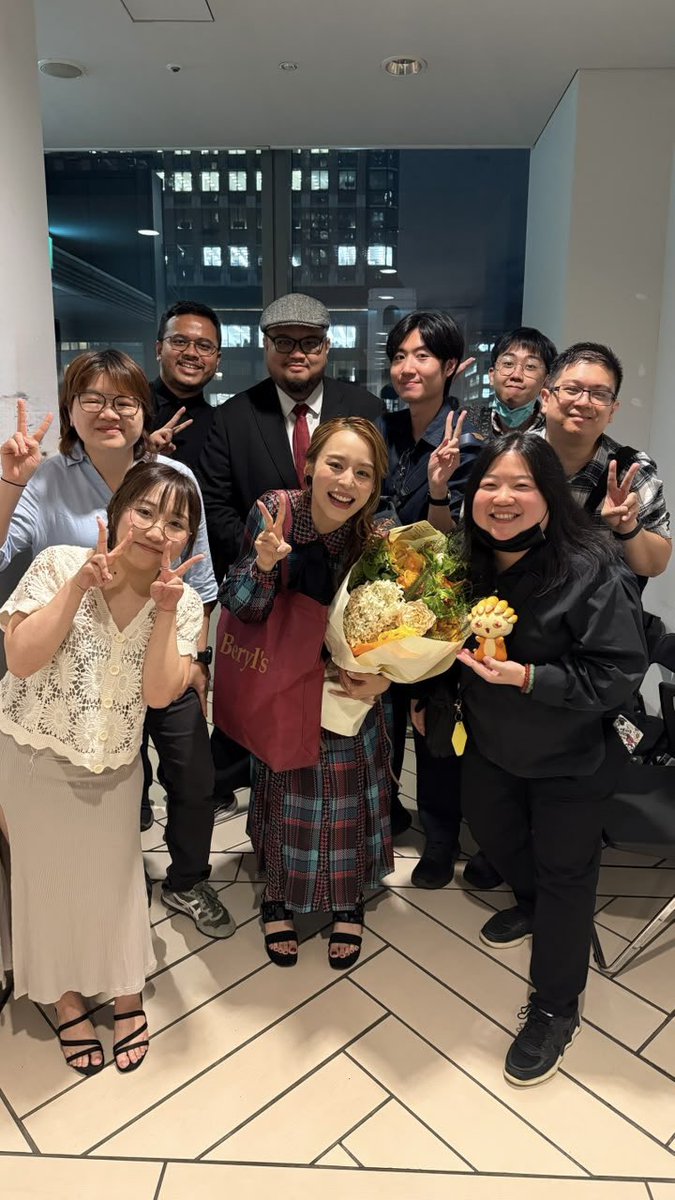 Hysteric_Barbie's tweet photo. I have so many wonderful friends in Malaysia🇲🇾
A friendship that transcends borders！
Thank you, #AniManGaki Team⭐️

#AYAHIRANOANNIVERSARYLIVE2026 https://t.co/Z2Z4b1R2Ax