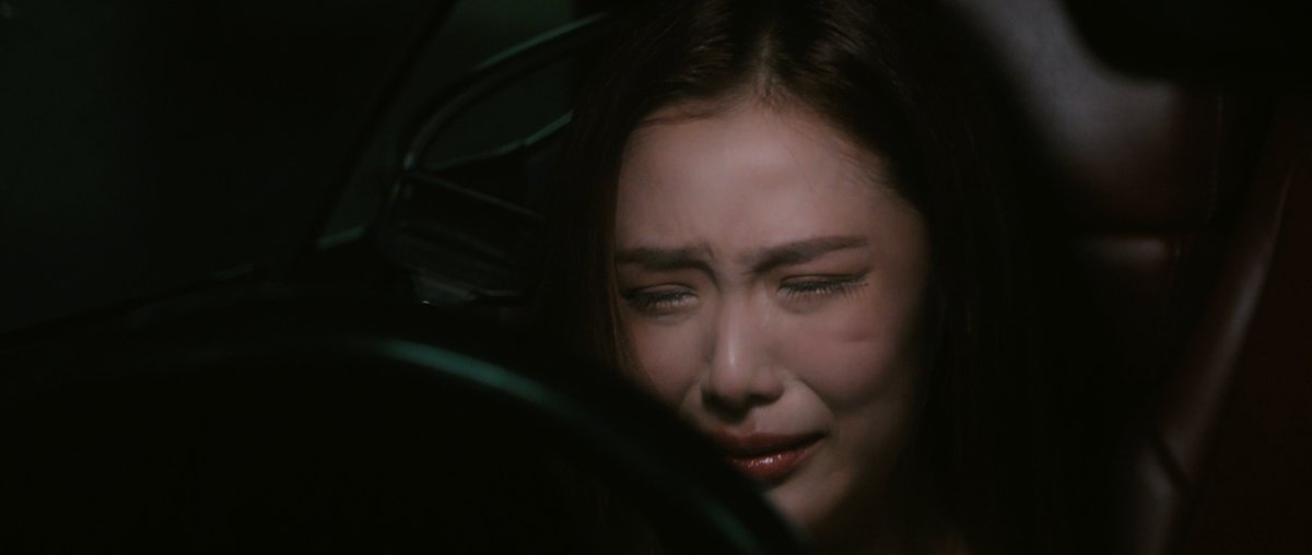 GMMTV's tweet photo. มันอาจจะเจ็บหน่อย แต่เดี๋ยวมันจะผ่านไปได้นะเจ
#MoonshadowSeriesEP6

@emiamily  @filmracha https://t.co/UTeDFPlN3v