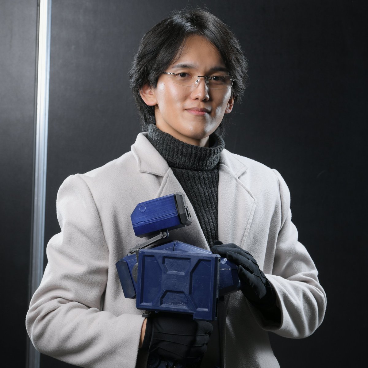 Mergavaa's tweet photo. メタルギアMK.II作った！
TGS用に大きさ40cm程、ギミック無しです！！

TGS2日目はMGS4のオタコンコスなので会いましょ〜！ https://t.co/23UQrFNa1I