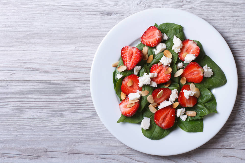 MarcenePeaiz's tweet photo. Just grabbed the freshest ripe strawberries and crisp romaine lettuce from the farmers market—perfect for a light summer salad tonight! ， https://t.co/OWaO64QWxP