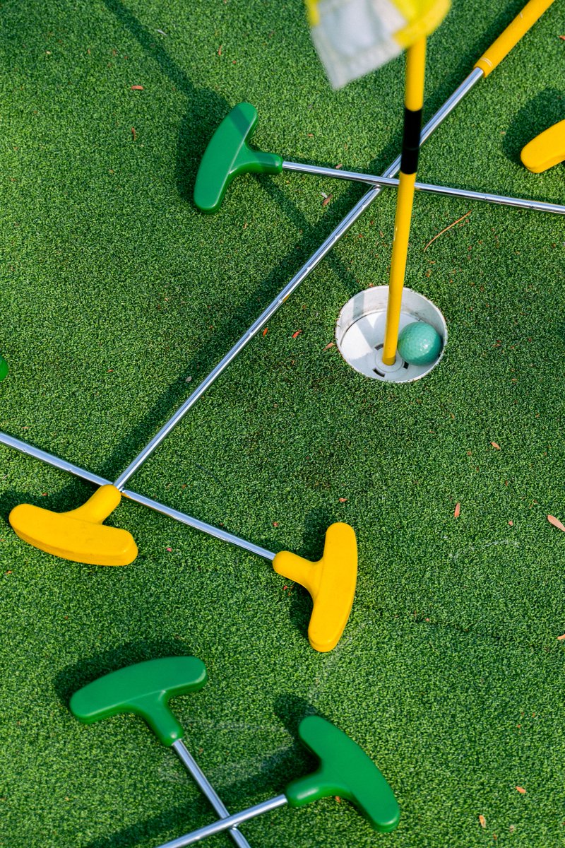 qellkk's tweet photo. Our group played a shamble format, combining a relaxed tee shot with individual challenges afterward. It might be my new favorite compromise. #ShambleGolf #TeamFun https://t.co/IIOMuRfrJ4
