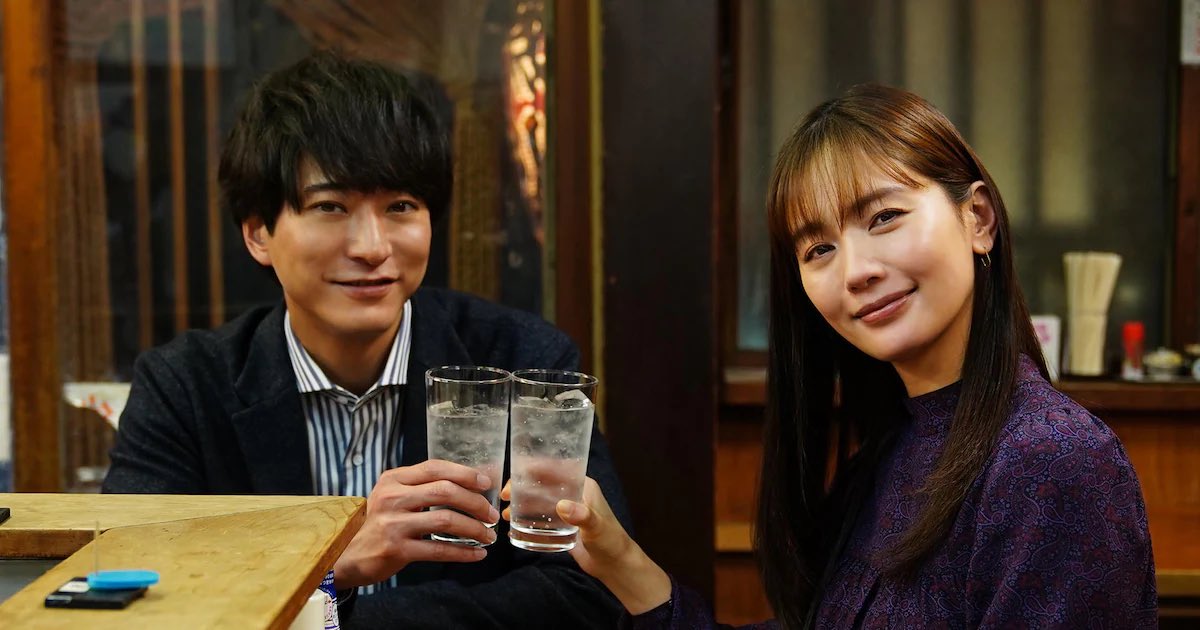 FujiDrama's tweet photo. 中村ゆりさん作品だと『今夜はコの字で』シリーズが大好きだったな。清楚で上品な女性でありながら関西弁で人間味もある恵子先輩とタジタジな吉岡(浅香航大)の2人組ホント良かった。居心地よく視聴でき、テレ東深夜ドラマの豊かさが凝縮されている傑作だと思う。 https://t.co/StzT2LbL55