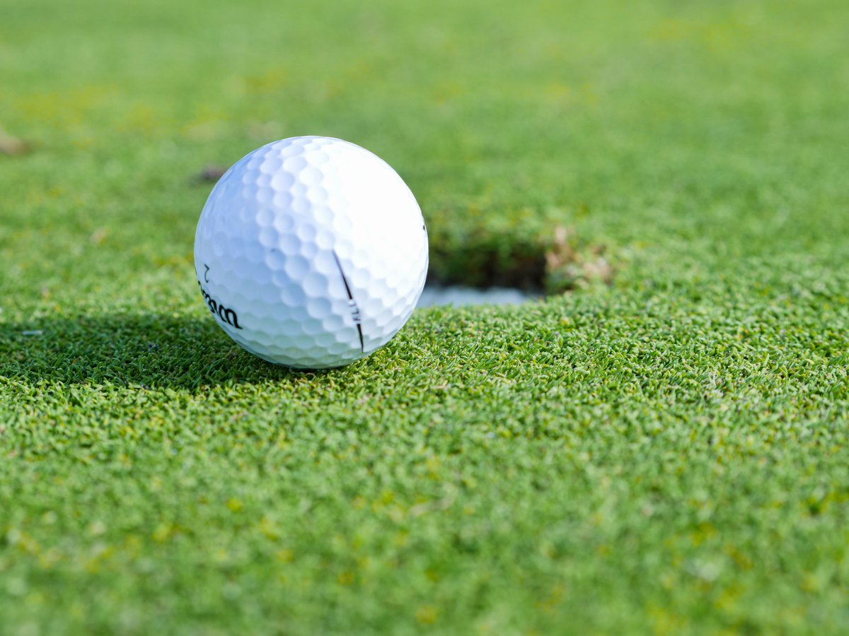 atz08099's tweet photo. Our group used a deck of cards to choose clubs on one hole. The random assignment created terrible strategy and excellent memories. #GolfCardGame #FunFormat https://t.co/ubzDh9yuyO