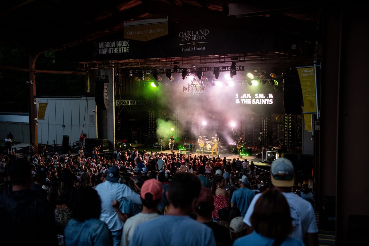 MeadowBrookAmp's tweet photo. Concert season is winding down at Meadow Brook Amphitheatre 😢 Join us for our final 2 shows!

💜 Indigo Girls with Linda Perry - tomorrow!
💚 Caamp with Whitney - Sept. 24

Get your tickets now: https://t.co/SxwZHDcgRu https://t.co/7eF3Vgqb6w