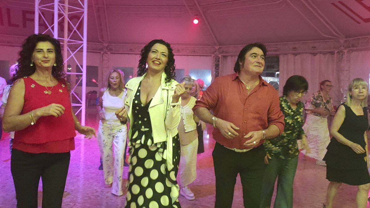 BandCuore's tweet photo. Dancing Il Faro https://t.co/Ss1shbqIhE