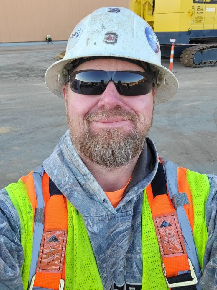 chris258741's tweet photo. Looking for a woman who wants to build something beautiful, honest, and lasting together https://t.co/cJqSzXDPdZ