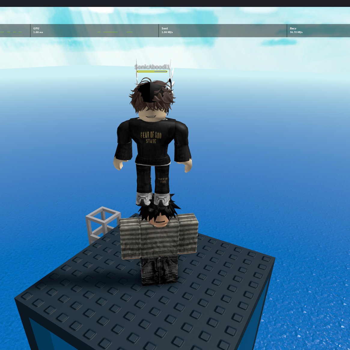 90uzz's tweet photo. mfs be making absolute dogshit on roblox😭🥀 https://t.co/qLkqiC6yYg