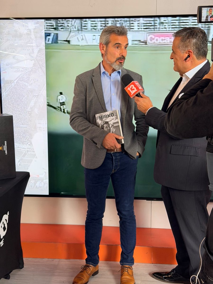 mariseka's tweet photo. Muy feliz de estar presente en el lanzamiento del libro “Mirko, historia de un destino”, evento realizado el día de ayer donde nuevamente pudimos compartir con el gran Mirko Jozic. https://t.co/VYVrS0L8SH