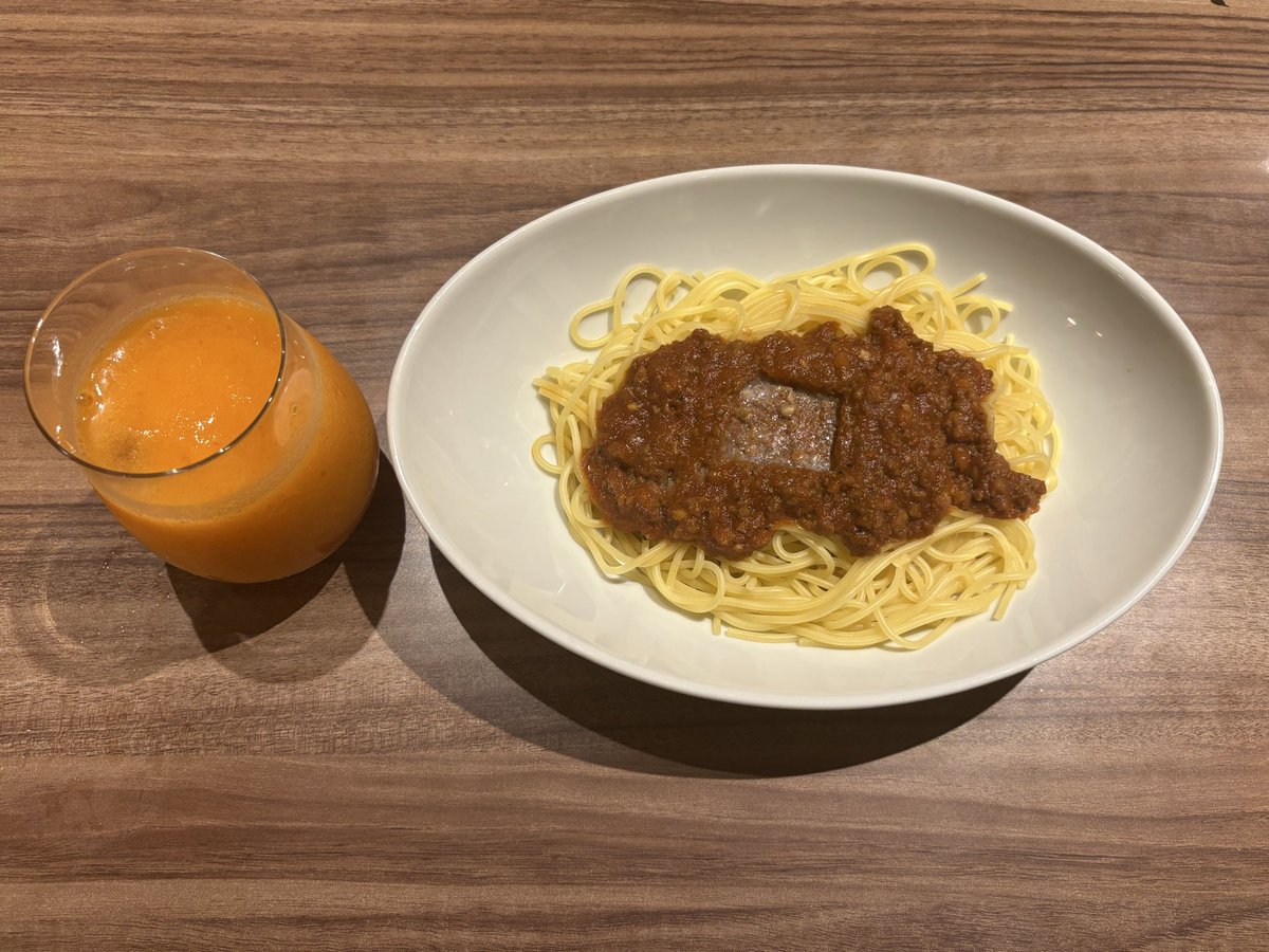 kurusu_chiaki's tweet photo. 高倉珈琲店で夜ご飯（＾∇＾）💕久々のミートソース🍝最高でした デザートは季節限定の葡萄パンケーキとグラスデザート🍇 #期間限定 #グルメ https://t.co/okn0C5n83N