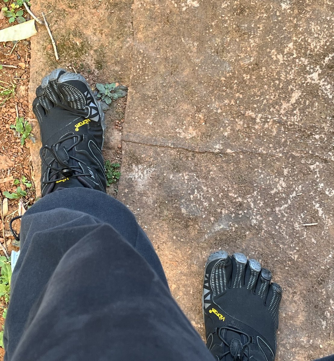 N456Sti's tweet photo. 有人喜欢五���鞋吗？
Does anyone like vibramfivefingers？
#vibram https://t.co/QqrB546I25