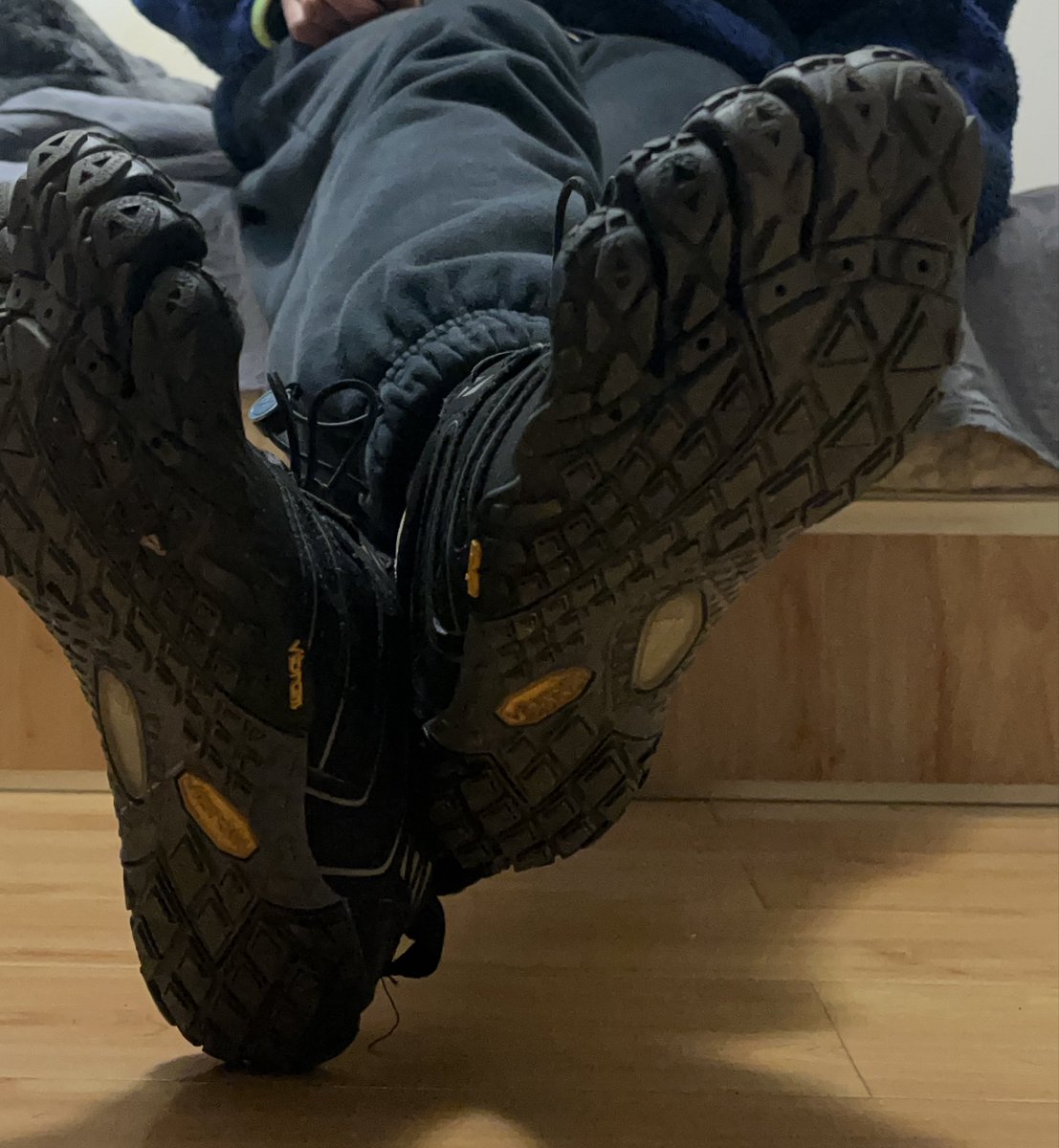 N456Sti's tweet photo. 有人喜欢五���鞋吗？
Does anyone like vibramfivefingers？
#vibram https://t.co/QqrB546I25