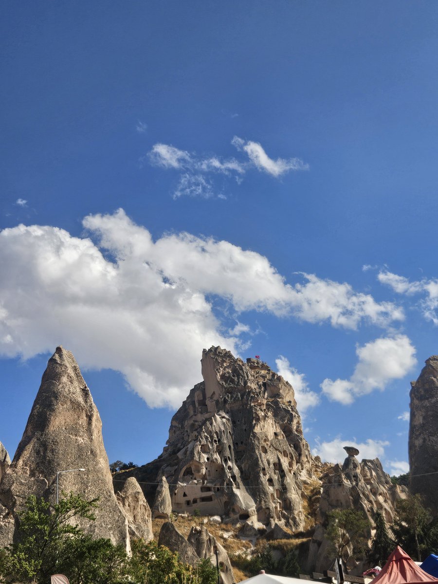 atesmehmeterman's tweet photo. Nevşehir’in çok kıymetli ailesi Ömer Faruk Koçak ve değerli eşi Sultan Hanım’ın gönül sofralarına, gönül hanelerine misafir olduk.
Bir dizi ziyaret kapsamında Altunhisar, Göreme, Ürgüp, Nevşehir İlimizde Bir Dizi Ziyaret https://t.co/GLlSZd25fb
