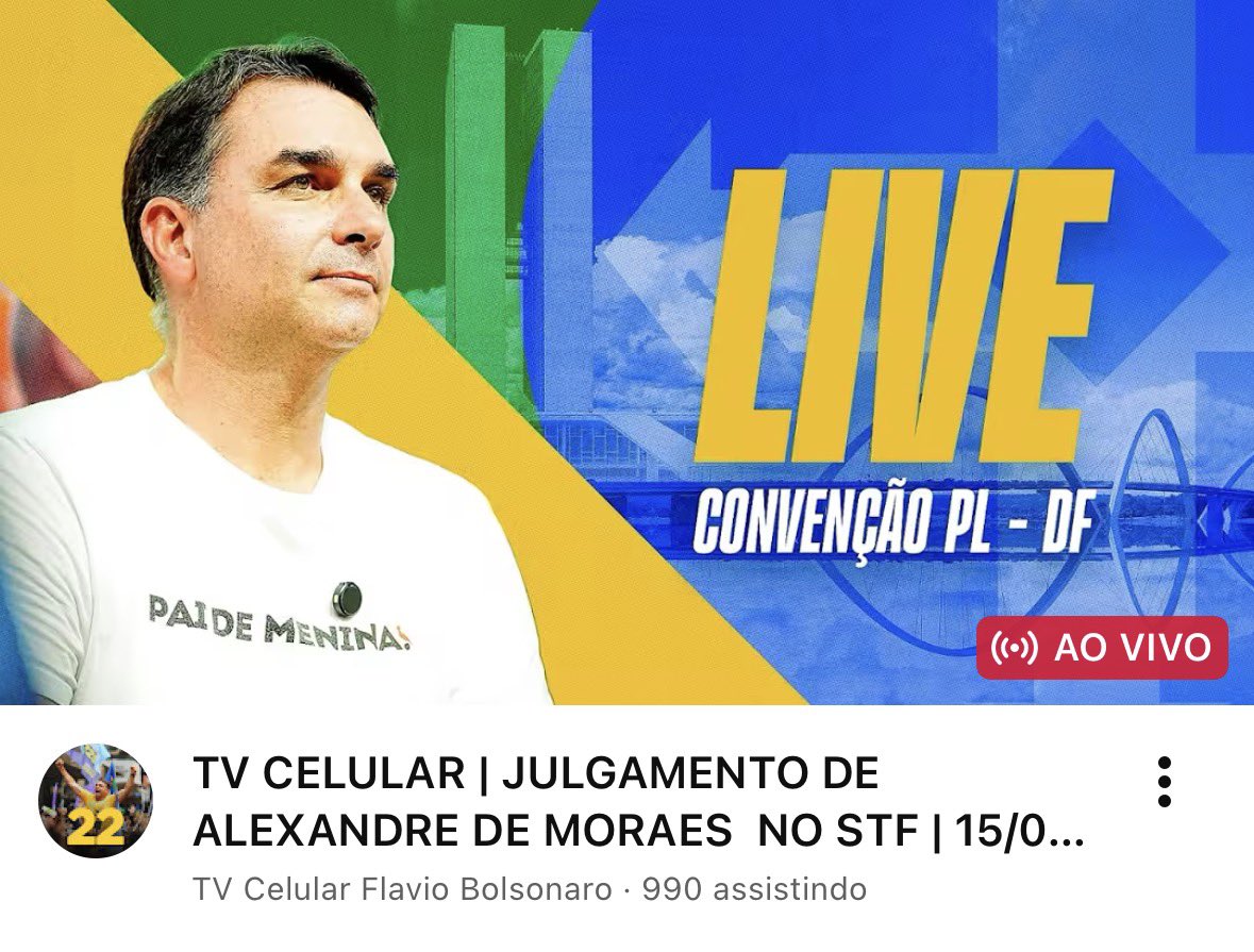 davidpiraja_'s tweet photo. Flávio Bolsonaro e seus marketeiros investiram 4 milhões de reais de fundo eleitoral para criar um canal 24 horas com diversos influencers picaretas.  A audiência é de menos de mil pessoas.

Renan Santos, com uma coxinha, uma Coca-Cola, um ônibus e um sonho, fez a mesma coisa e meteu quase 20 mil pessoas. 

É voto útil no 14, não tem jeito.