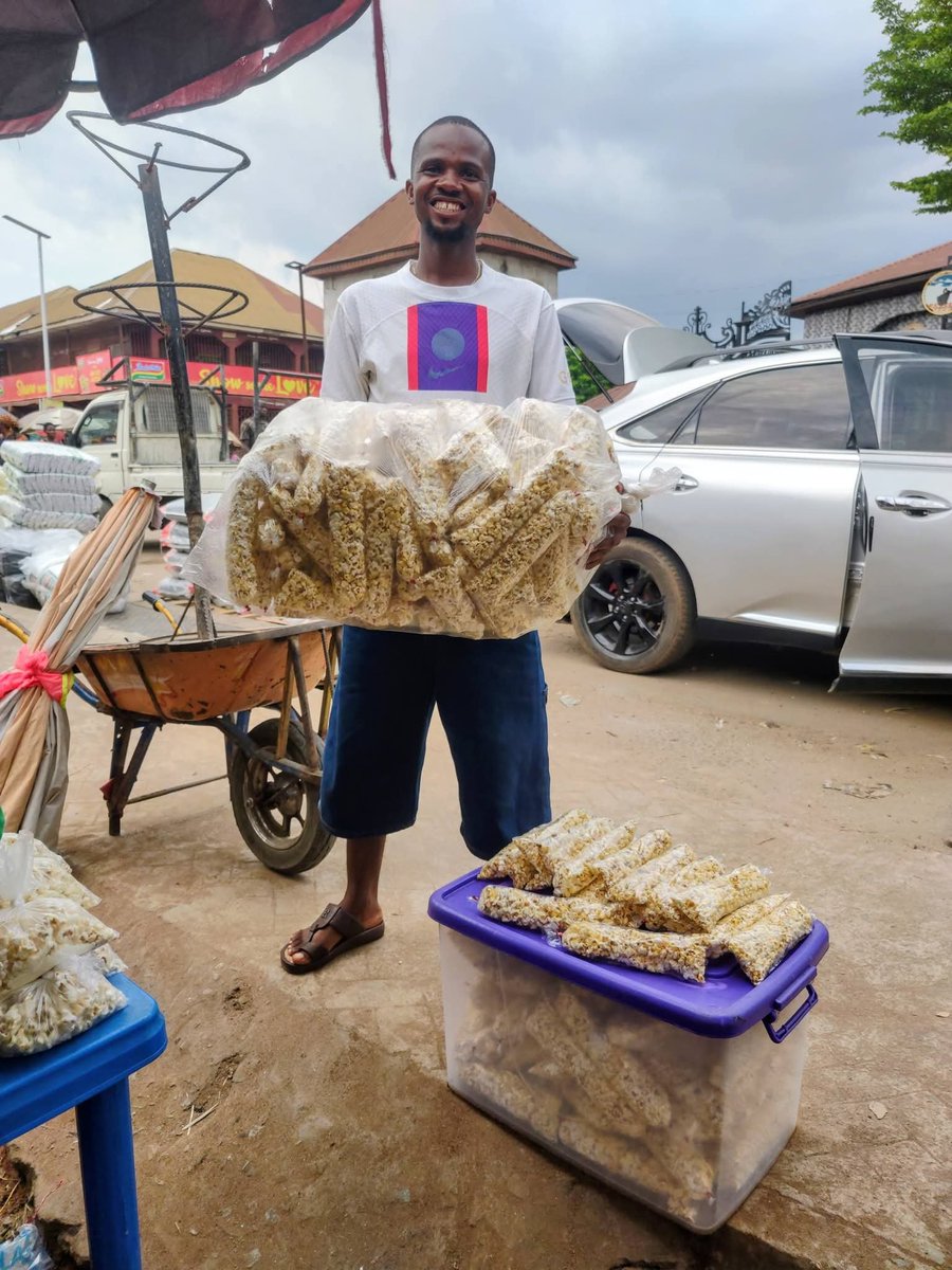 citebaba's tweet photo. They be lifting weights
I be lifting bags
Come buy your sweet, crunchy Popcorn at affordable price
#MrPop https://t.co/80q5sKXiso