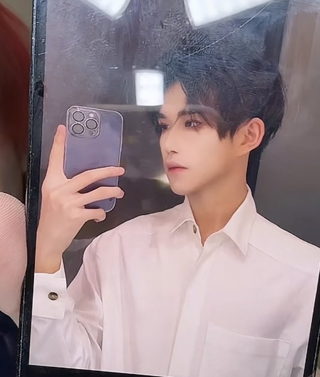 cdlalune's tweet photo. ฮีโชว์รูปนี้ชั้นแทบเสียชีวิต ป้าดดด หล่อเกิน https://t.co/JGB08LuOfT